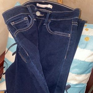 Brand new Levi’s size 25 720 high rise super skinny
